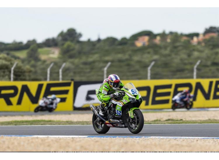 Alcoba remporte un premier podium époustouflant