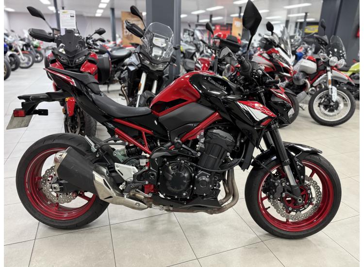 KAWASAKI Z 900