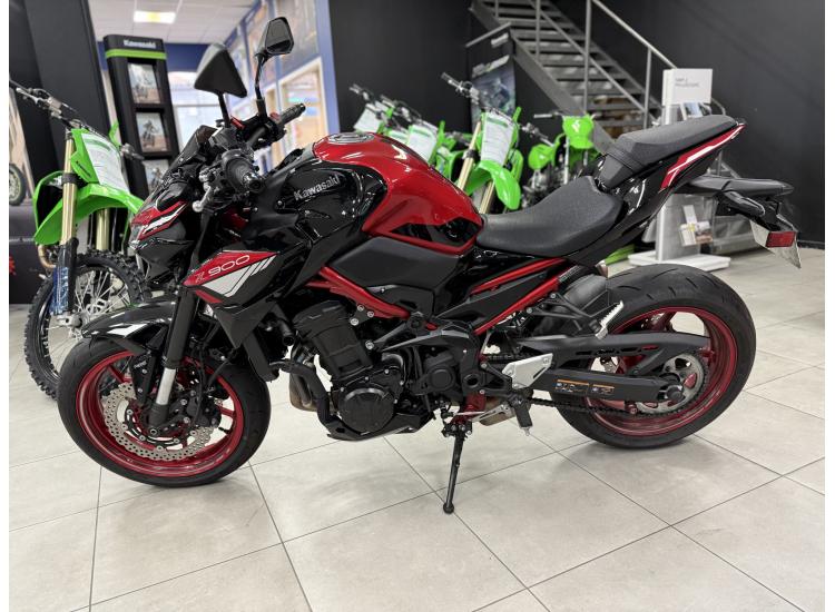 KAWASAKI Z 900