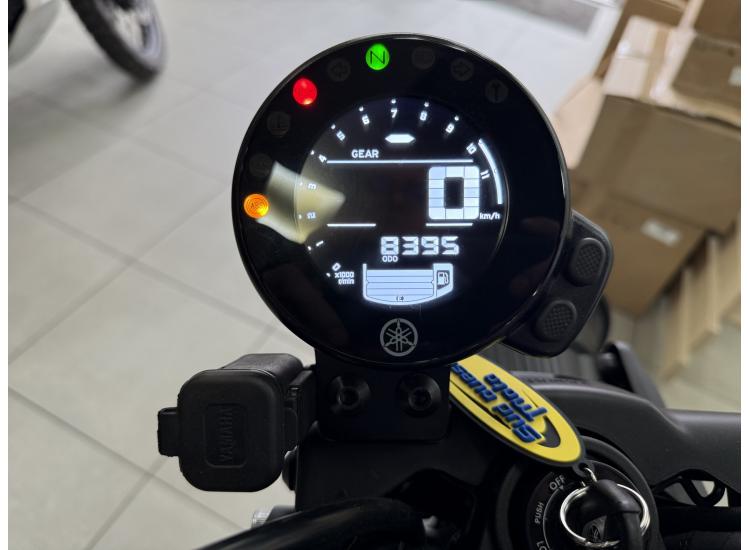 YAMAHA XSR 700 XTRIBUTE