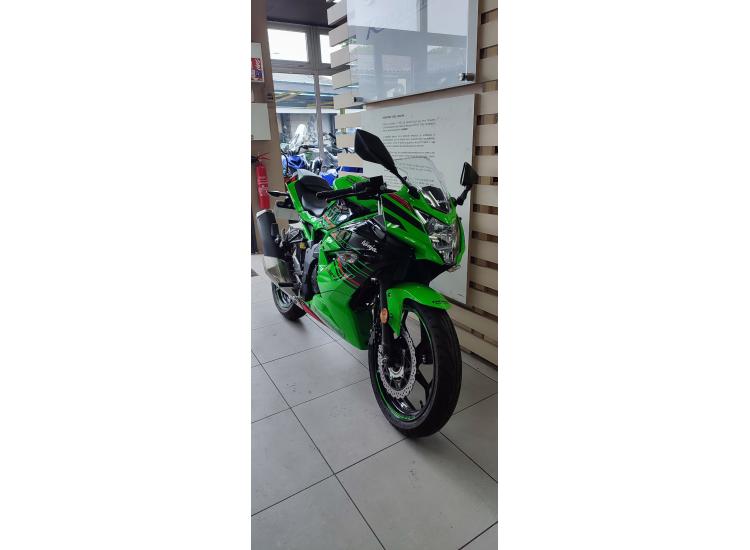 KAWASAKI Z-125 Ninja