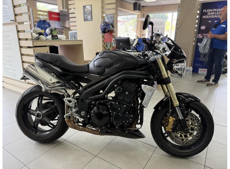 TRIUMPH SPEED TRIPLE 1050