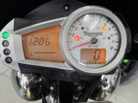 TRIUMPH SPEED TRIPLE 1050