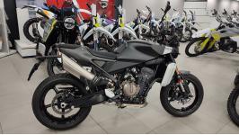 HUSQVARNA SVARTPILEN 801