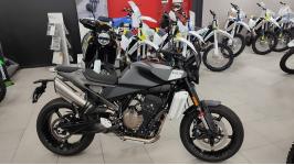 HUSQVARNA SVARTPILEN 801