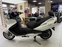 SUZUKI BURGMAN 650 EXECUTIVE 