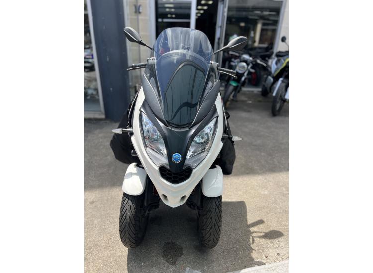 PIAGGIO MP3 300 HPE ABS ASR