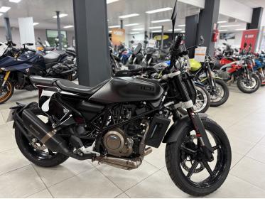 HUSQVARNA SVARTPILEN 701