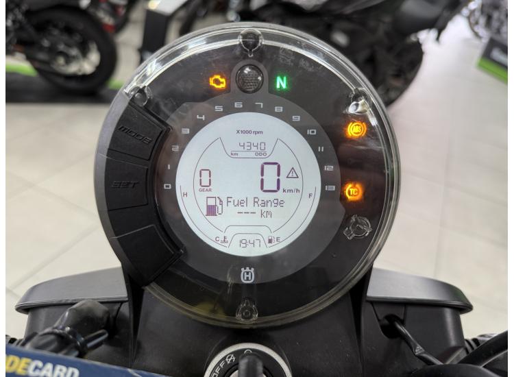 HUSQVARNA SVARTPILEN 701 RABAISSEE