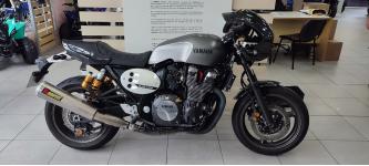 YAMAHA XJR 1300 RACER