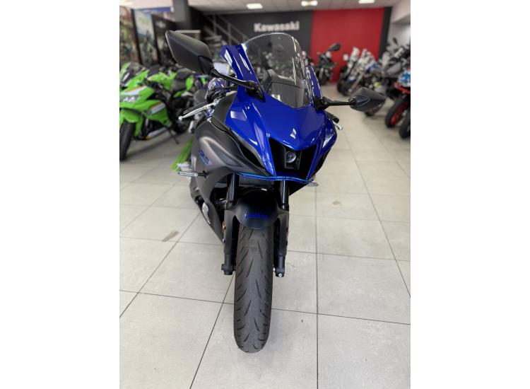 YAMAHA YZF-R7