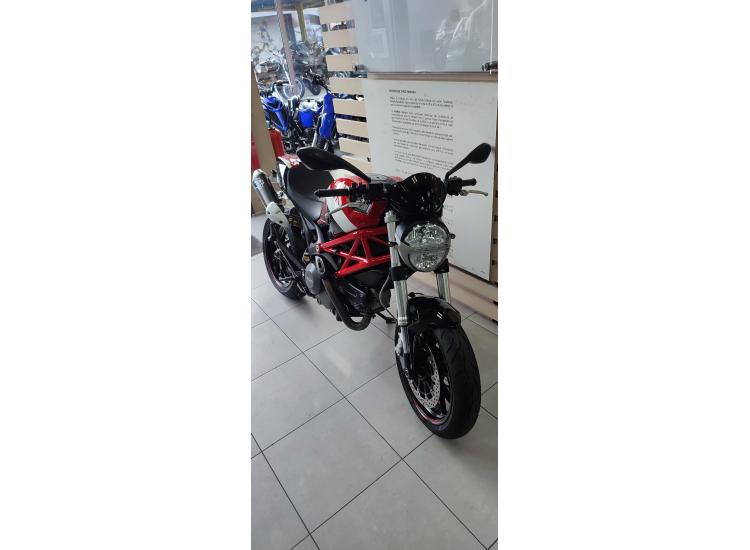 DUCATI 796 MONSTER A2