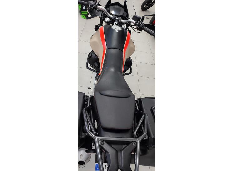 MOTO GUZZI V85 TT TRAVEL 850