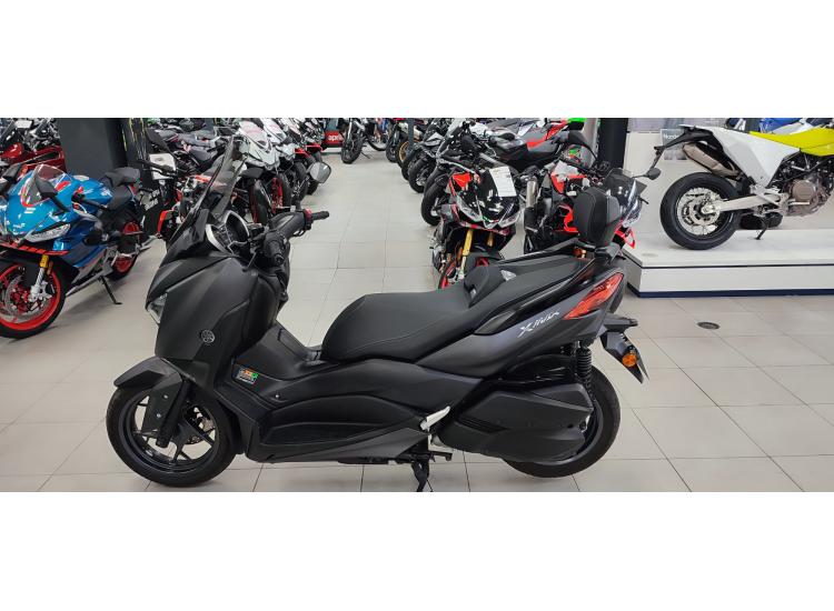 YAMAHA XMAX 300 ABS 
