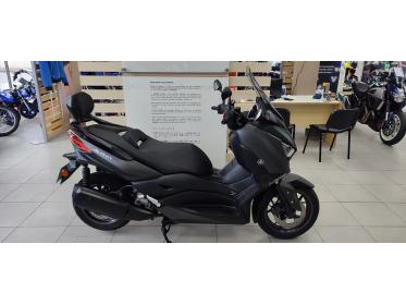 YAMAHA XMAX 300