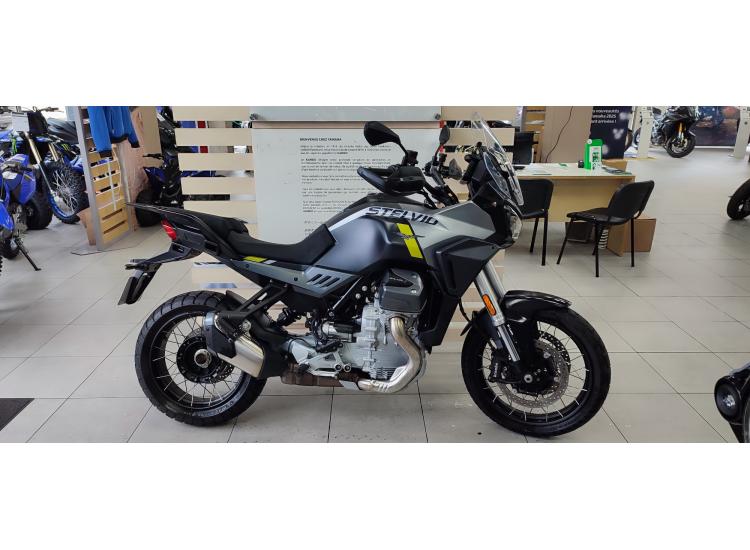 MOTO GUZZI STELVIO 1000