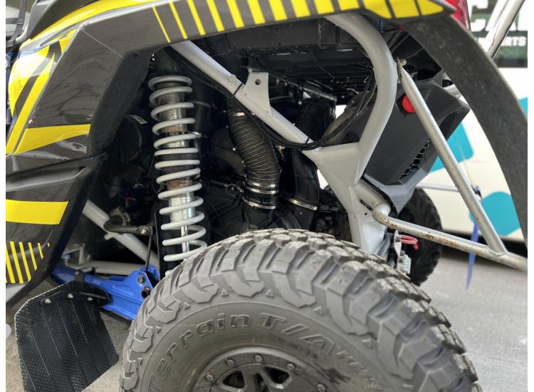 CAN-AM MAVERICK X3 SSV 