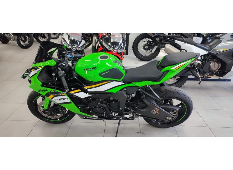 KAWASAKI ZX-6R 636