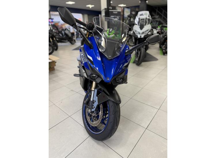 SUZUKI GSX-S 1000 GT AKRAPOVIC