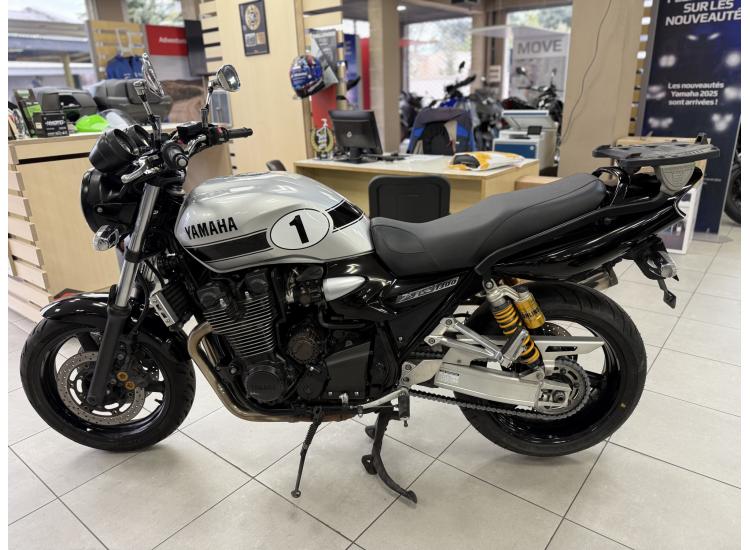 YAMAHA XJR 1300 SP