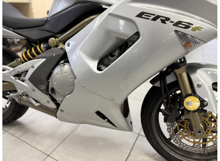 KAWASAKI ER-6 F A2